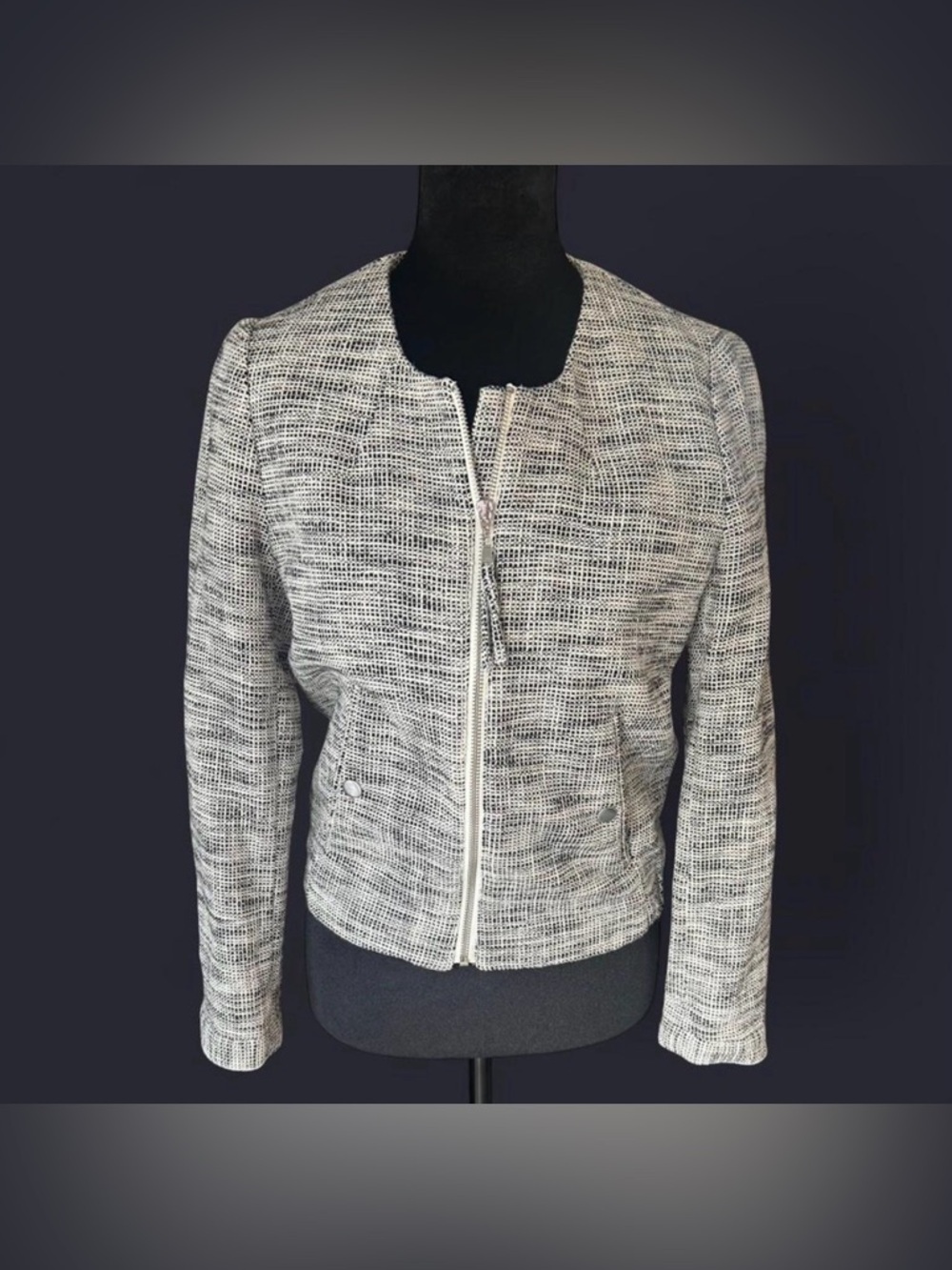 H&M Tweed Zip Front Jacket Size 4 Black White Textured Blazer Chic Classic - Picture 2 of 4